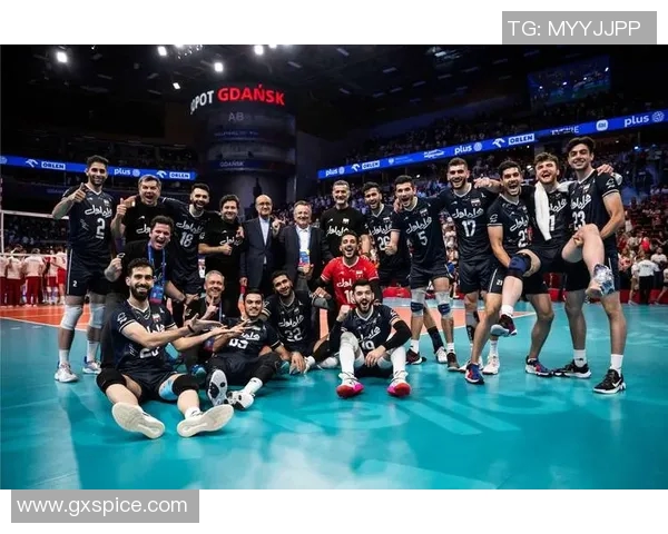 中国男排迎战斯洛伐克力争胜利全力以赴展现团队精神与竞技风采 中国男排迎战斯洛伐克力争胜利全力以赴展现团队精神与竞技风采