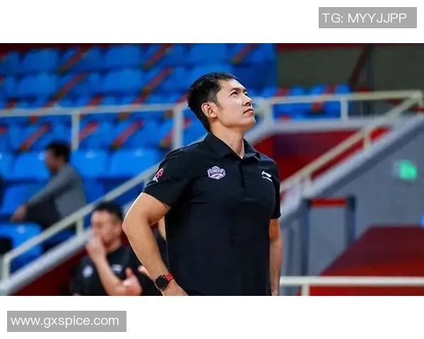 张庆鹏：从篮球场上的拼搏者到人生舞台上的奋斗者的精彩人生旅程