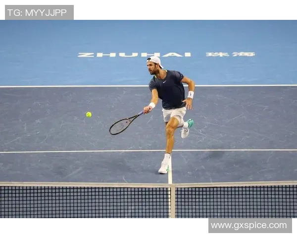 布沙尔与哈勒普激战正酣谁将赢得这场网球巅峰对决