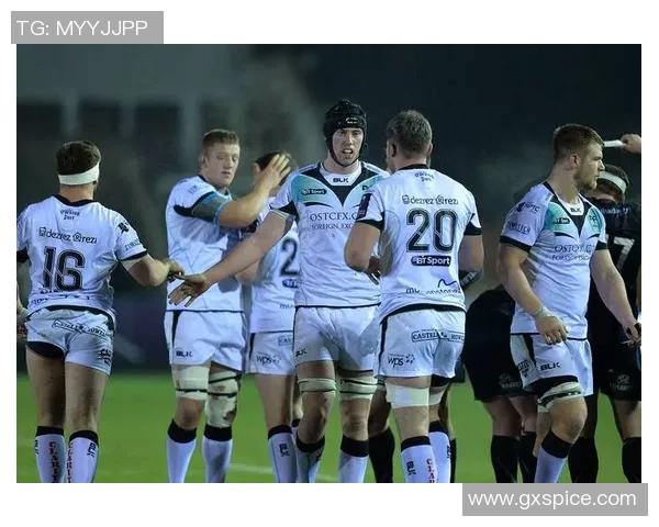 广岛三箭迎战喜悦球队争夺赛季荣耀与胜利的巅峰对决