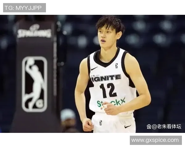 曾凡博的篮球之路：从青涩少年到职业赛场的璀璨星辰