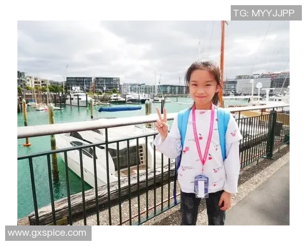 姜宇星：在音乐与梦想的旅程中绽放光彩的年轻才俊