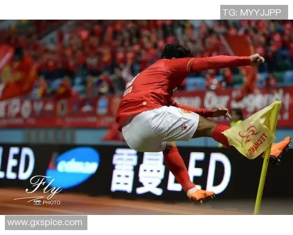 梅州客家队迎战梅县铁汉双方全力争夺宝贵积分激战正酣